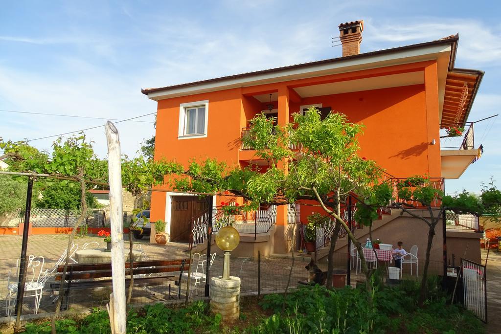 Apartment Parenzana Bibali 65 A 52460-Бує Екстер'єр фото