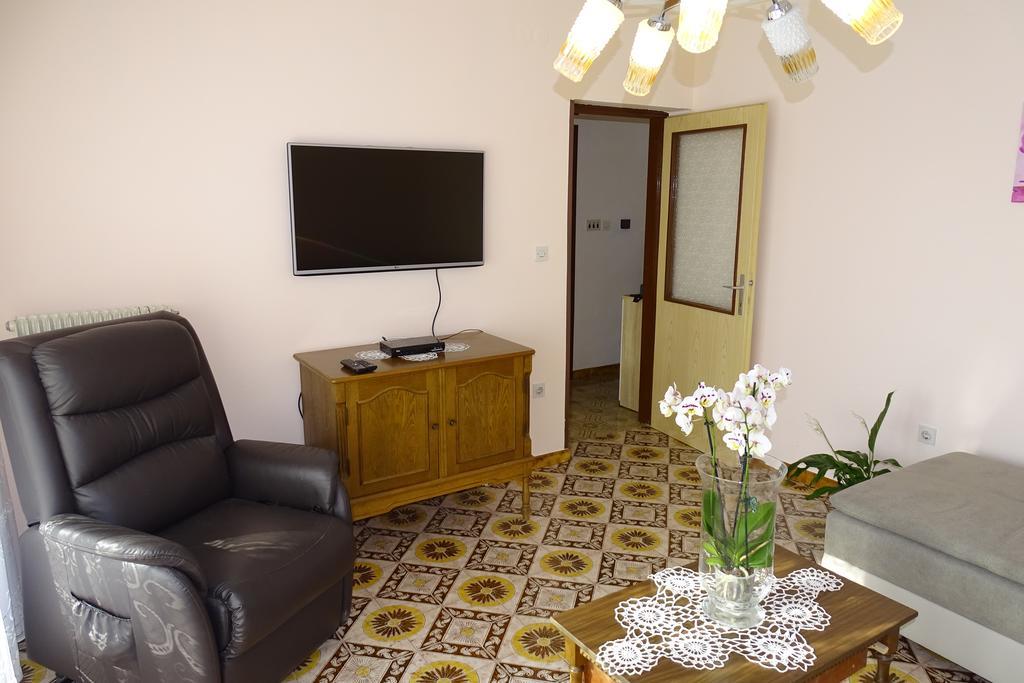 Apartment Parenzana Bibali 65 A 52460-Бує Екстер'єр фото